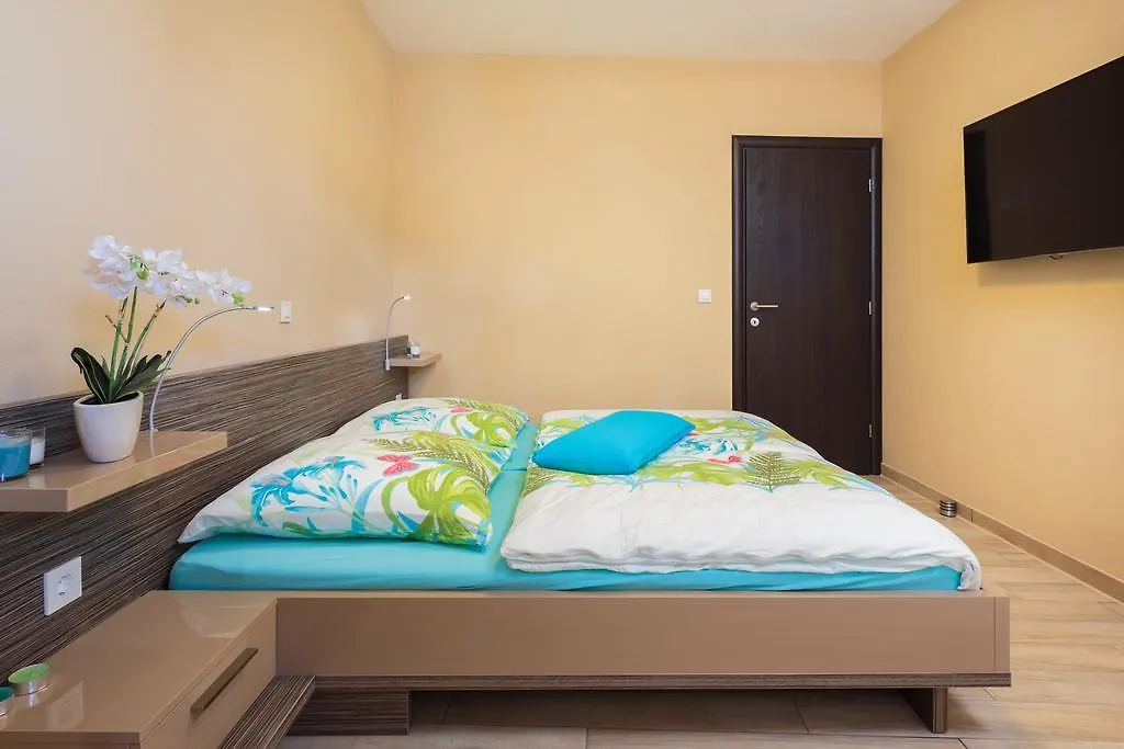 Apartment Nick Posedarje Croatia